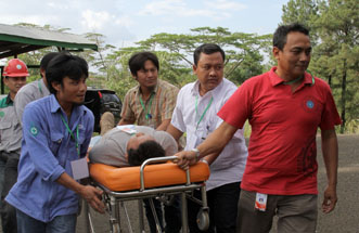 Pelatihan First Aid, PT. Jhonlin Marine Trans, Jhonlin Group, Kalimantan Selatan, Batulicin, H Isam, h-isam 