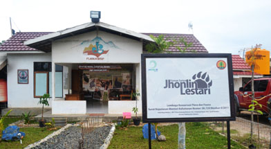Jhonlin Group, Jhonlin Lestari, Kalimantan Selatan, Tanah Bumbu, Batulicin, h isam